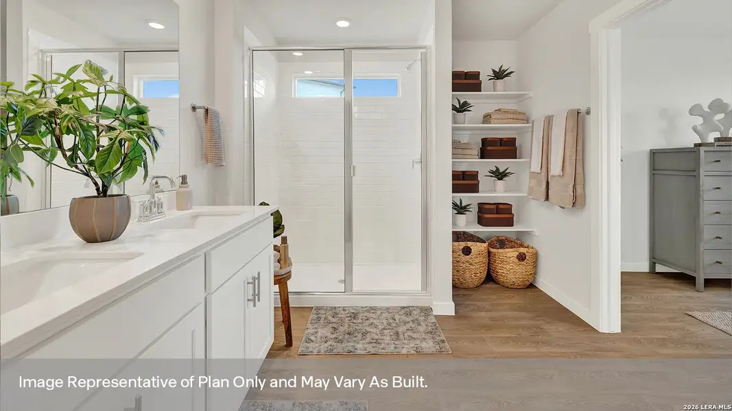 Furnished interior view inside a new home in Mayfair, New Braunfels (Image 10).