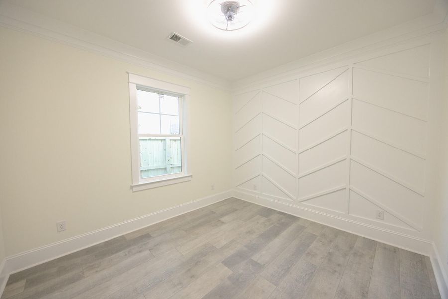 Spacious, unfurnished interior of a new home in , North Charleston (Image 25).