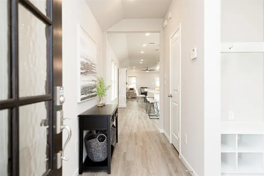 Furnished interior view inside a new home in Montgomery Ridge: Landmark Collection, Montgomery (Image 16).