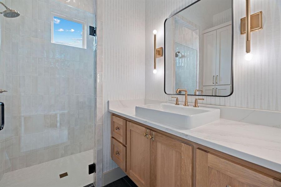 Downstairs Full Bath