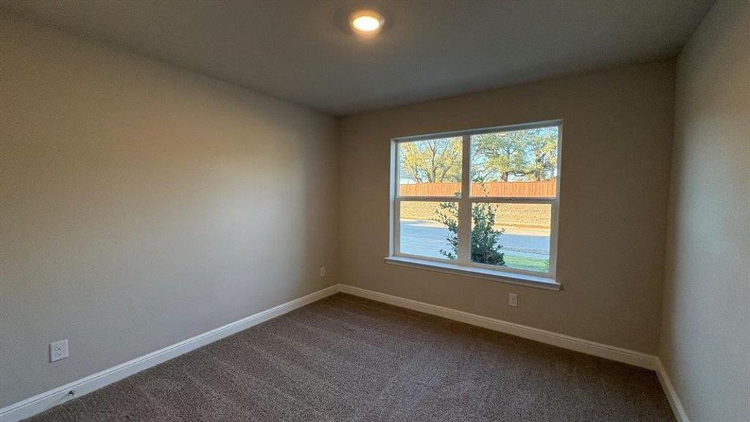Spacious, unfurnished interior of a new home in Sandstone Estates, Granbury (Image 22). Spacious, unfurnished interior of a new home in Sandstone Estates, Granbury (Image 22).