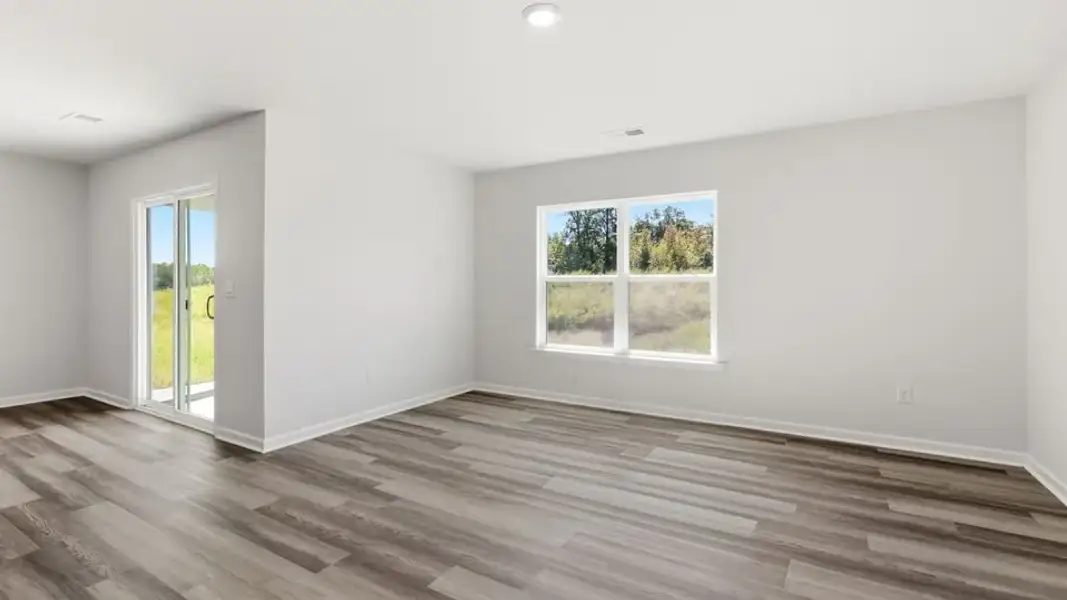 Spacious, unfurnished interior of a new home in Waverly Station, Greenwood (Image 28).