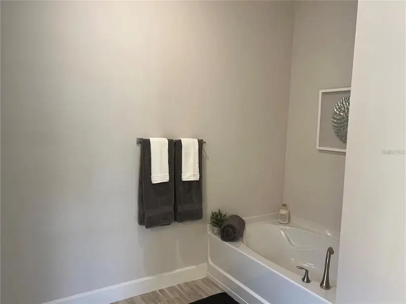 Furnished interior view inside a new home in Abbey Glen, Dade City (Image 6).