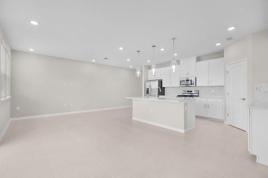 Spacious, unfurnished interior of a new home in Cherry Elm at SilverLeaf, St. Augustine (Image 24).