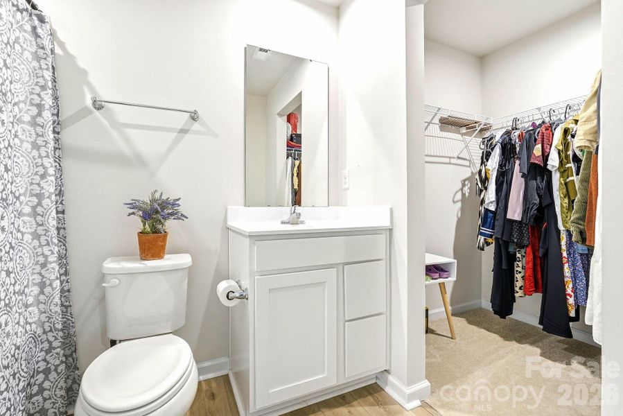 Furnished interior view inside a new home in , Kannapolis (Image 16).
