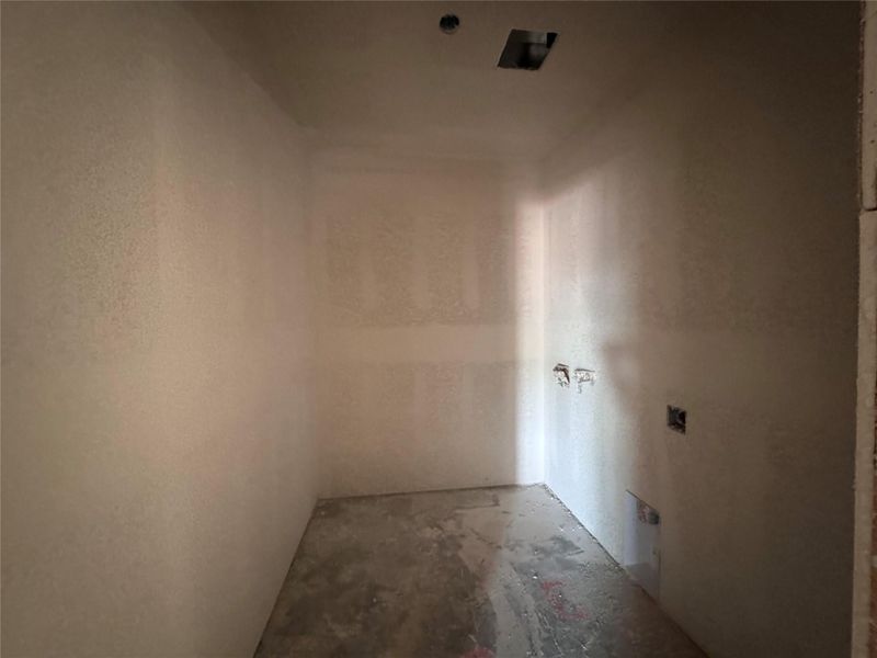 In-progress construction of a new home in Willow Springs, Buda, TX (Image 33).