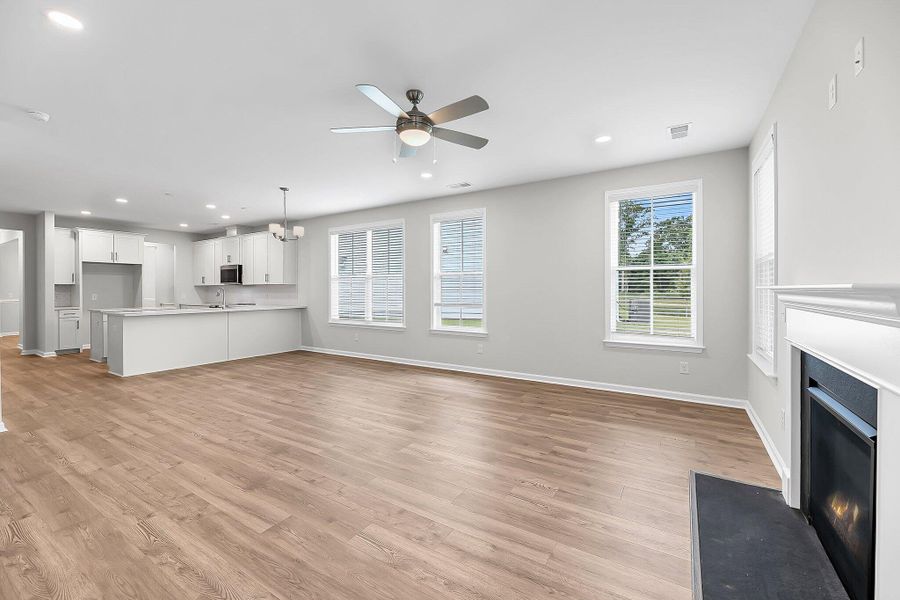 Spacious, unfurnished interior of a new home in Sweetgrass Station, Summerville (Image 37).