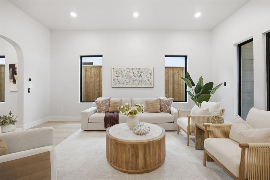 Furnished interior view inside a new home in , Dallas (Image 35). Furnished interior view inside a new home in , Dallas (Image 35).