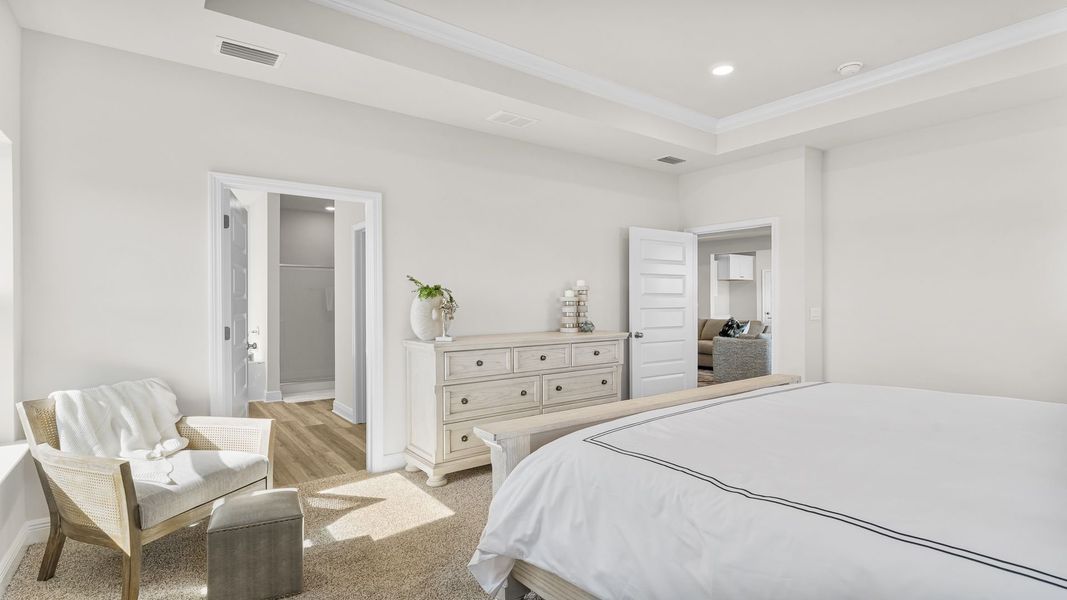 Furnished interior view inside a new home in Destini Lane, Panama City (Image 31).