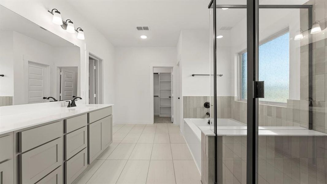 21. 2244 Sesaro - Bath (2)