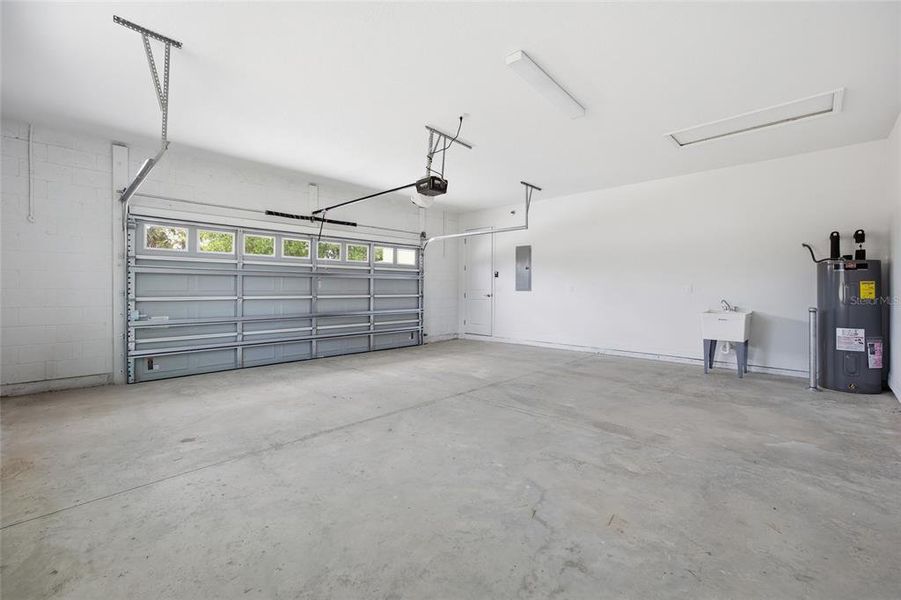Spacious, unfurnished interior of a new home in , Inverness (Image 47).