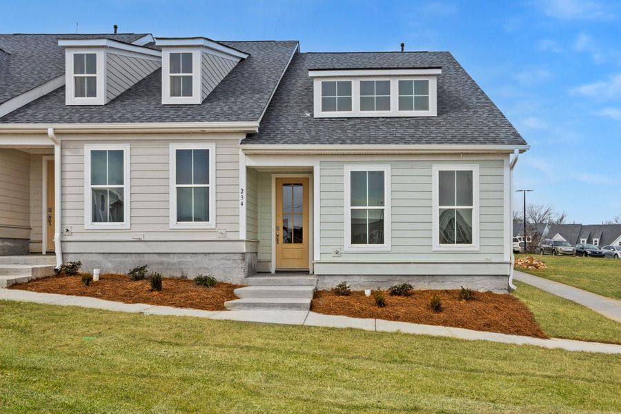 234 Lake Greenwood Blvd, Greenwood, SC.  - Slide 1