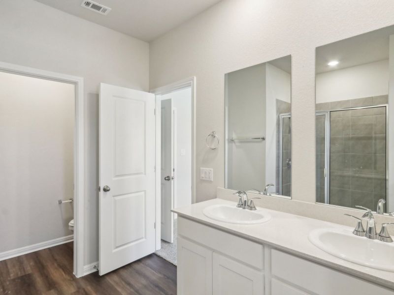 Furnished interior view inside a new home in Flora, Hutto (Image 4).