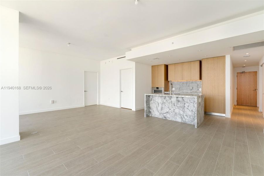 Spacious, unfurnished interior of a new home in Five Park, Miami Beach (Image 12).