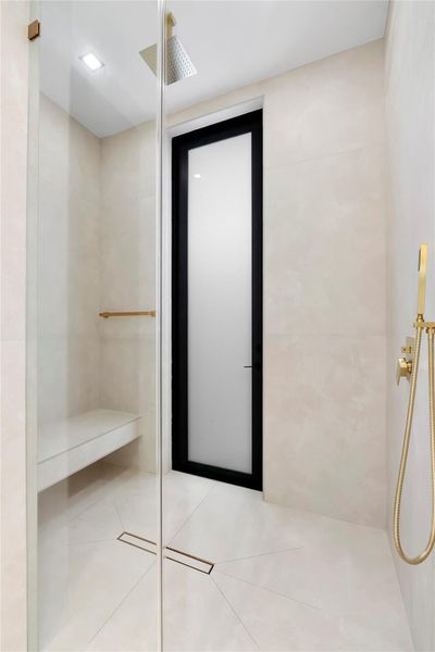 Image 62 of a home in .