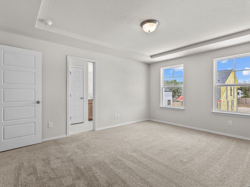 Spacious, unfurnished interior of a new home in Meadows at Oak Creek, San Antonio (Image 24).