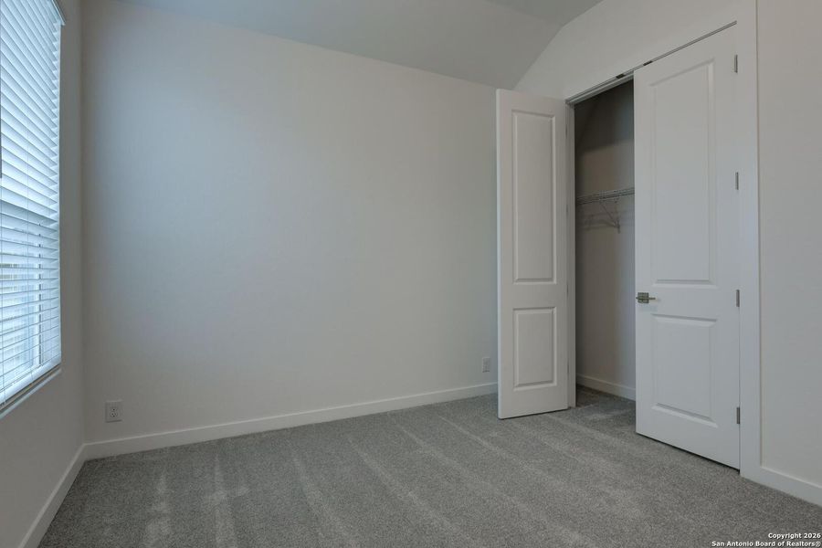 Spacious, unfurnished interior of a new home in , Schertz (Image 30).