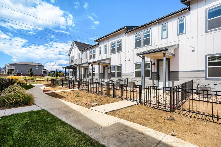 New Home in Longmont, CO.  - Slide 4