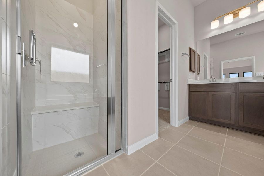Furnished interior view inside a new home in Jubilee, Hockley (Image 11).