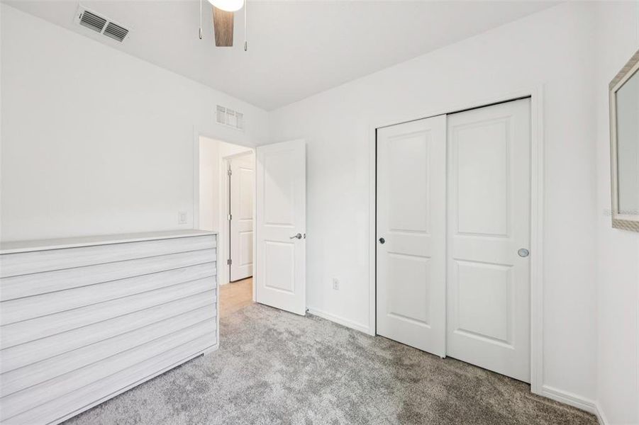 Spacious, unfurnished interior of a new home in , Ocala (Image 19).