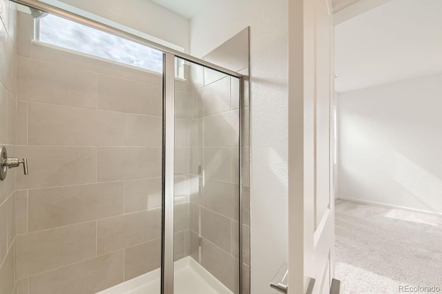 Close-up of interior finishes inside a home in Wolf Creek Run, Strasburg (Image 13).