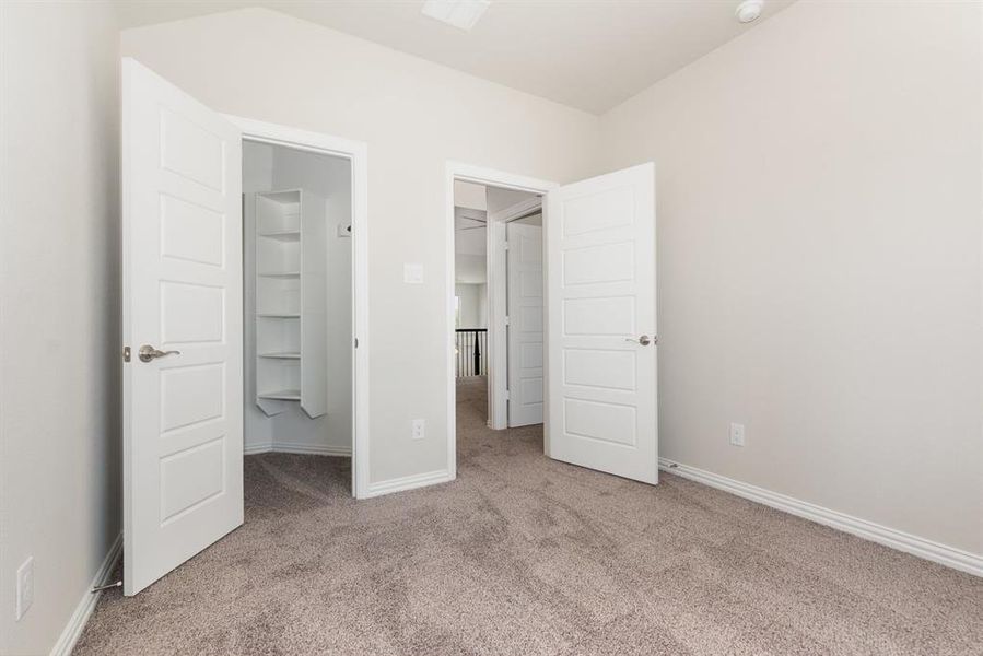 Spacious, unfurnished interior of a new home in Courts Of Bonnie Brae, Denton (Image 23).