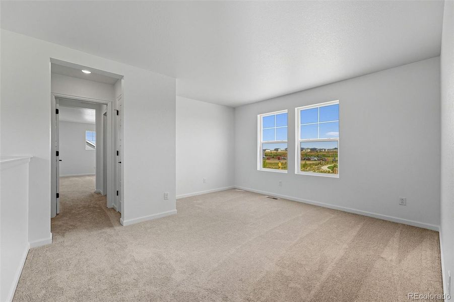 3289 N Duquesne Way ~ Ready Now