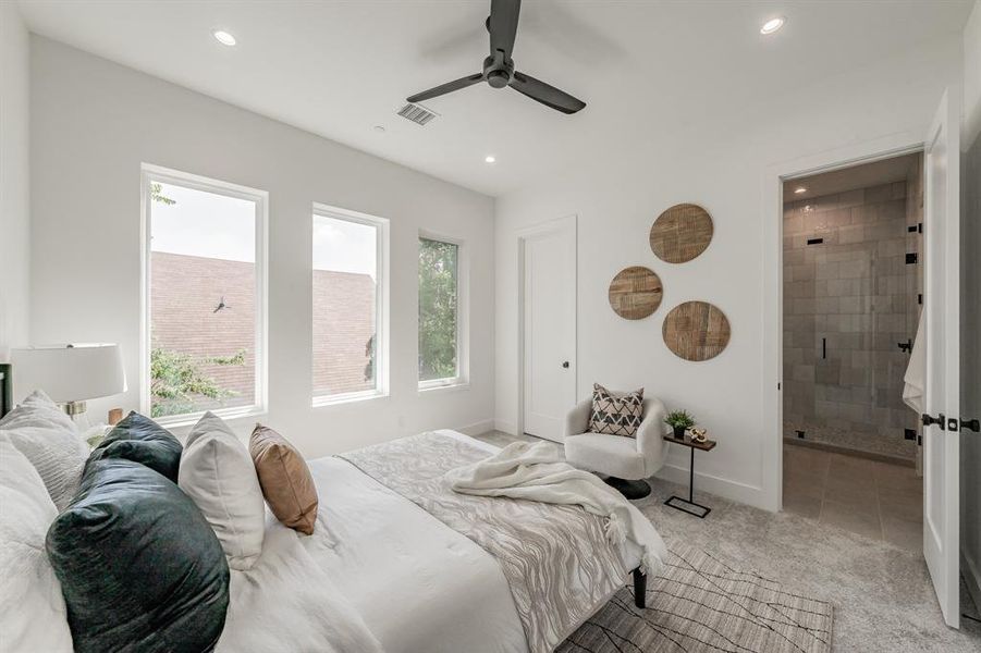 Furnished interior view inside a new home in , Dallas (Image 7).