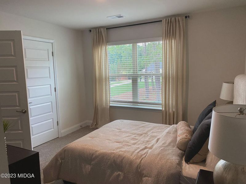 Furnished interior view inside a new home in Oakview Estates, Macon (Image 8).