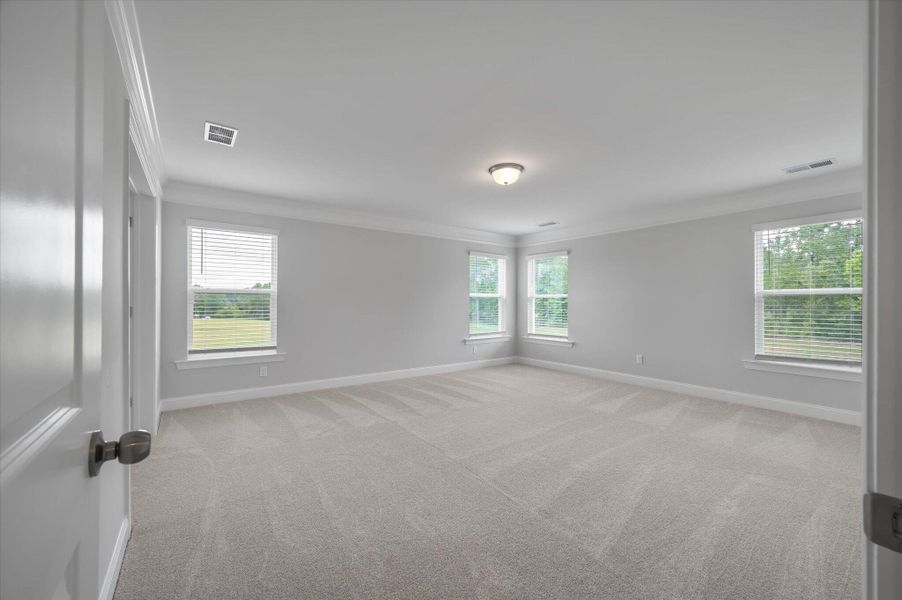 Spacious, unfurnished interior of a new home in Parker's Preserve, Ridgeville (Image 28).