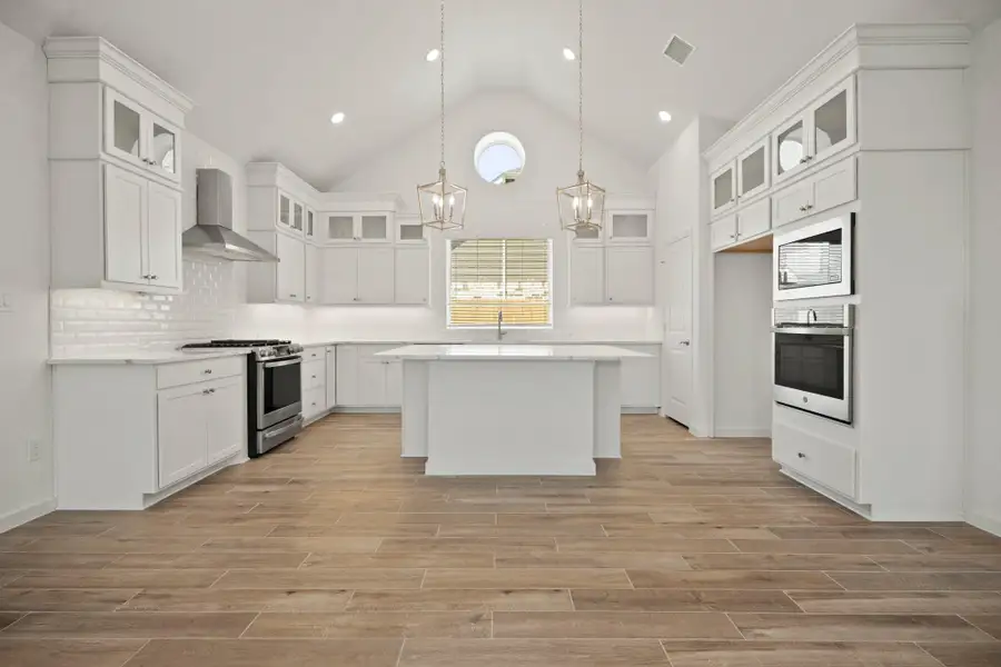 Gourmet island kitchen (*Photo not of actual home and used for illustration purposes only.) Gourmet island kitchen (*Photo not of actual home and used for illustration purposes only.)