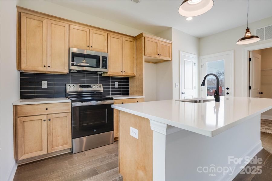 Furnished interior view inside a new home in , Kings Mountain (Image 5).