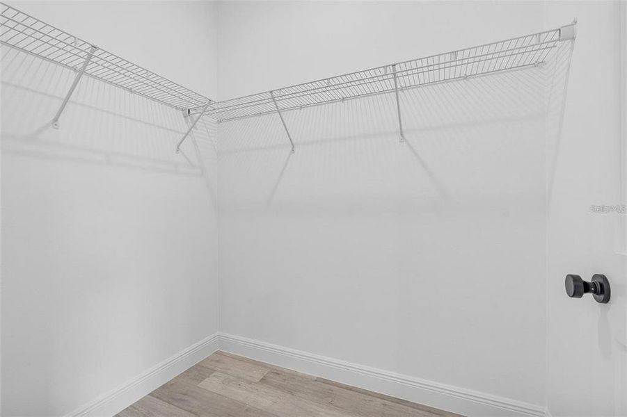 Spacious, unfurnished interior of a new home in , Ocala (Image 17).