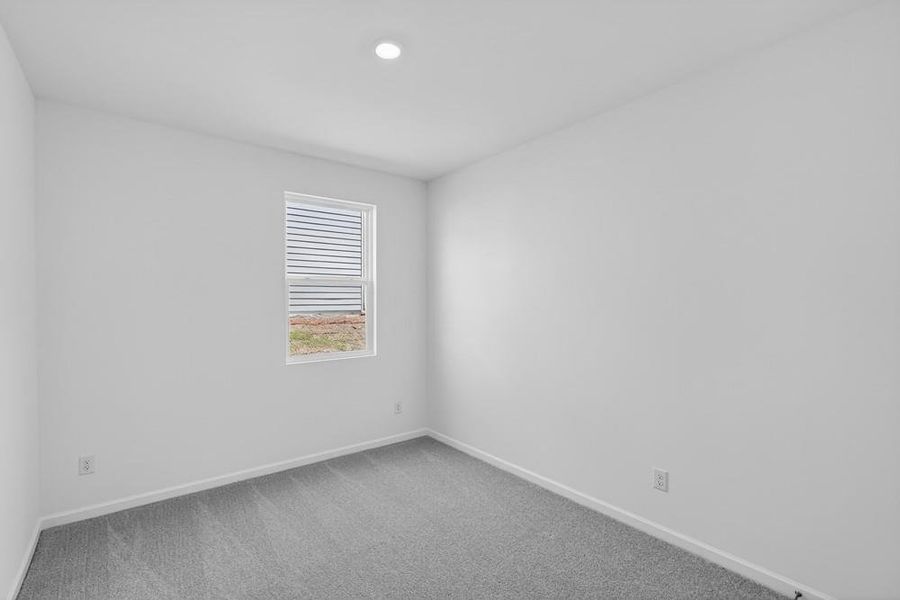 Spacious, unfurnished interior of a new home in Heritage River, Euharlee (Image 13). Spacious, unfurnished interior of a new home in Heritage River, Euharlee (Image 13).