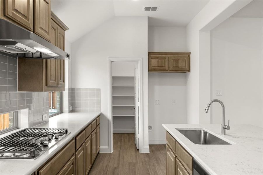 10_ 3821 Maize Ave, Heartland 10_ 3821 Maize Ave, Heartland