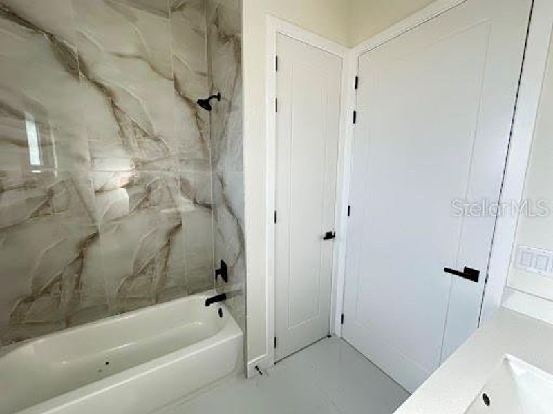 Image 13 of a home in .