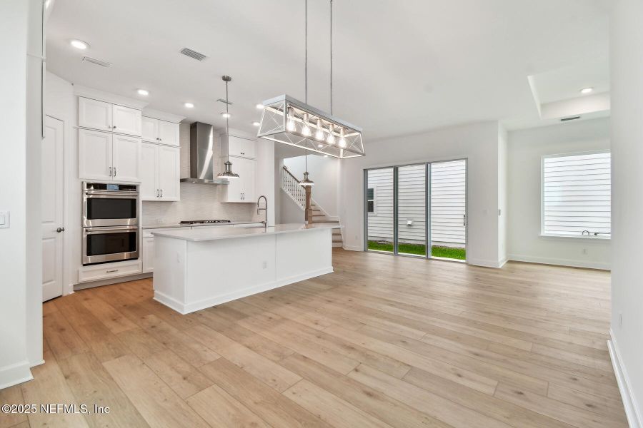 Furnished interior view inside a new home in Reflections 40' Front Load, Ponte Vedra (Image 5).