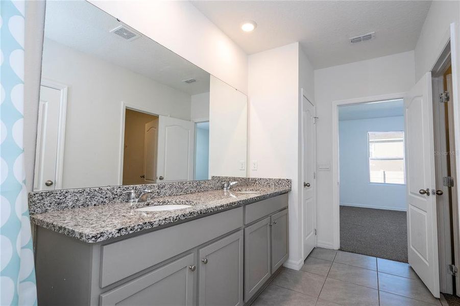 Furnished interior view inside a new home in Astonia, Davenport (Image 4).