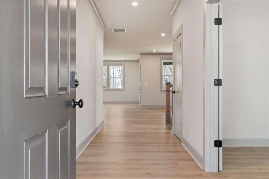 Spacious, unfurnished interior of a new home in Cambridge at Steels Bridge, Canton (Image 44).