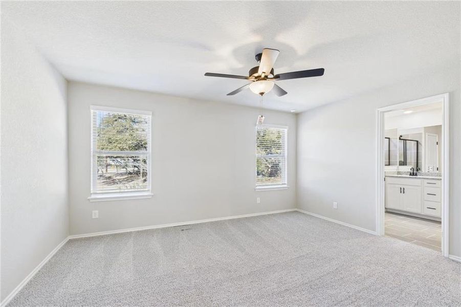 Spacious, unfurnished interior of a new home in Greene Farm, Cartersville (Image 21).