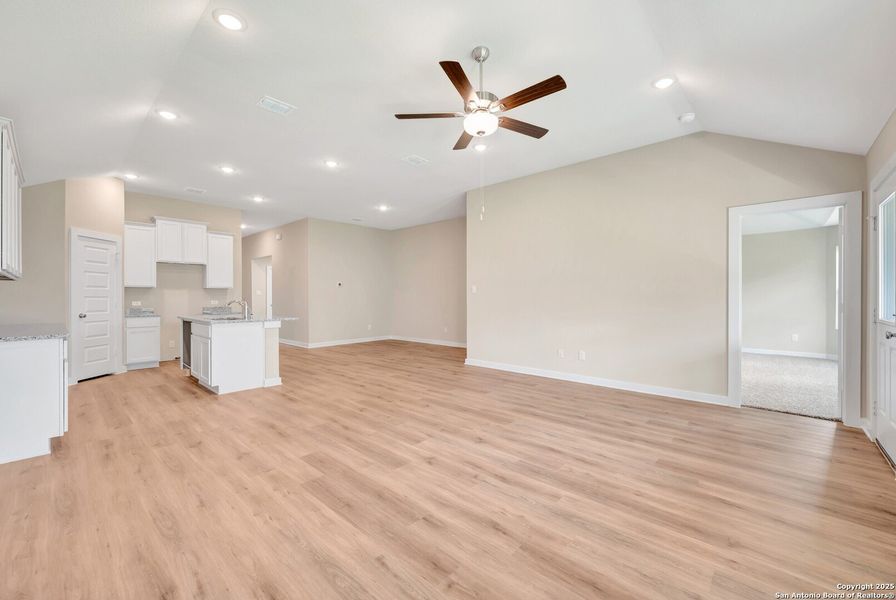 Spacious, unfurnished interior of a new home in Mesquite Ridge, San Antonio (Image 8). Spacious, unfurnished interior of a new home in Mesquite Ridge, San Antonio (Image 8).
