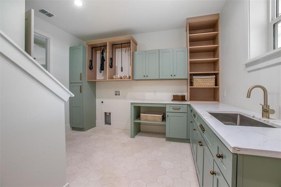 Furnished interior view inside a new home in , Deland (Image 19).