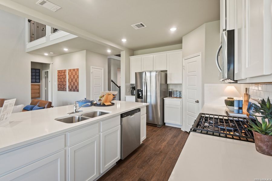 Furnished interior view inside a new home in Cinco Lakes, San Antonio (Image 9). Furnished interior view inside a new home in Cinco Lakes, San Antonio (Image 9).