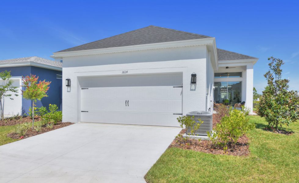 Exterior details and patio area of a home in Persimmon Park, Wesley Chapel (Image 20). Exterior details and patio area of a home in Persimmon Park, Wesley Chapel (Image 20).