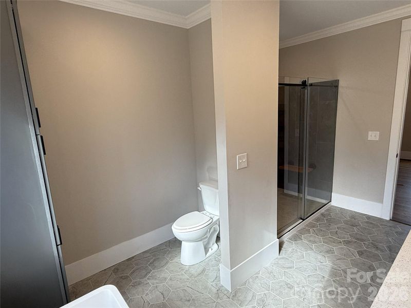 Image 35 of a home in .