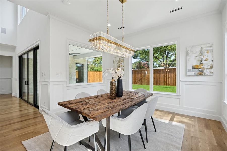 Furnished interior view inside a new home in , Dallas (Image 30).
