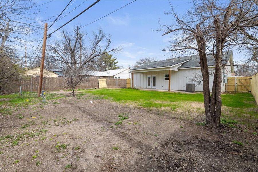 Exterior details and patio area of a home in , Brownwood (Image 21).