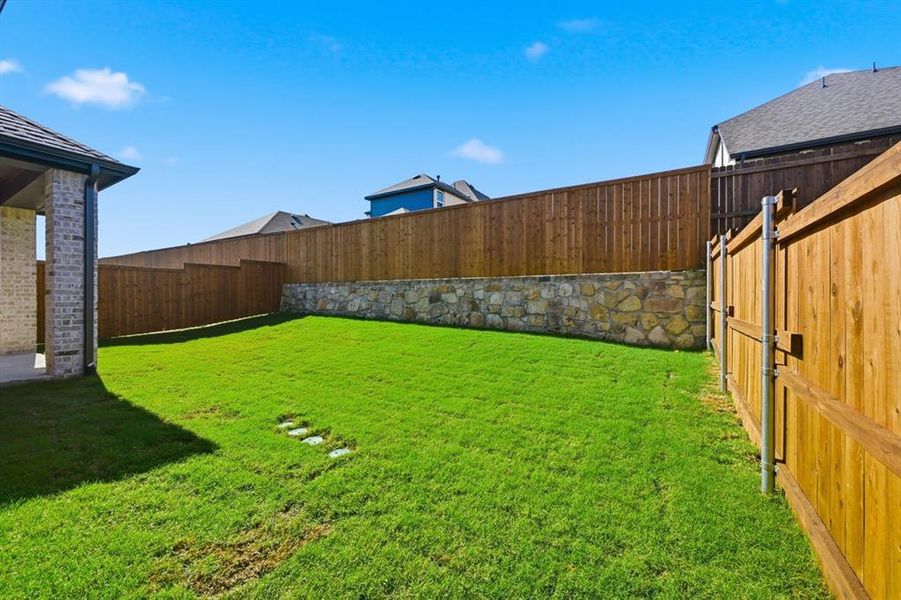 Exterior details and patio area of a home in Bel Air Village: 40ft. lots, Sherman (Image 2). Exterior details and patio area of a home in Bel Air Village: 40ft. lots, Sherman (Image 2).