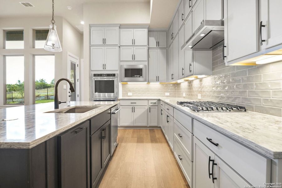 Furnished interior view inside a new home in Esperanza - 70', Boerne (Image 16). Furnished interior view inside a new home in Esperanza - 70', Boerne (Image 16).