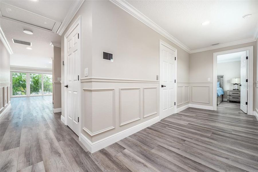 Spacious, unfurnished interior of a new home in , Tampa (Image 61).
